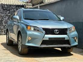 A picture of 2011 LEXUS Rx350