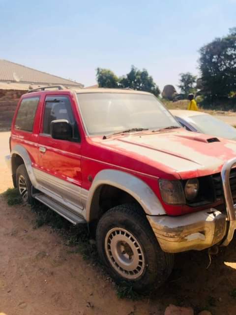 used mitsubishi pajero