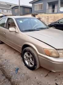 A picture of Destress fastest finger Toyota drop light engine and gear perfect