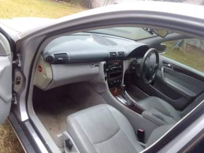 mercedes benz c240