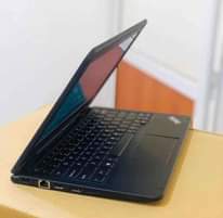 A picture of Laptop lenovo 11e