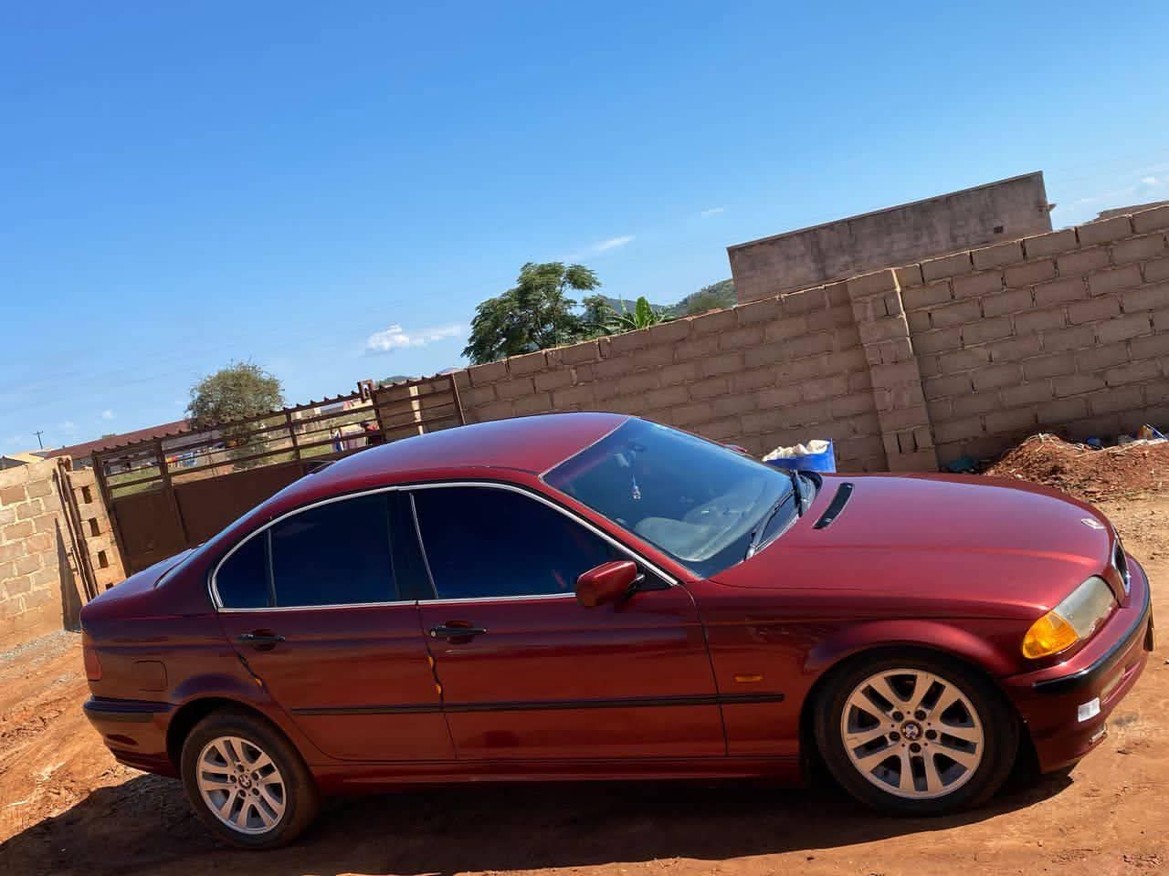 classifieds/cars bmw
