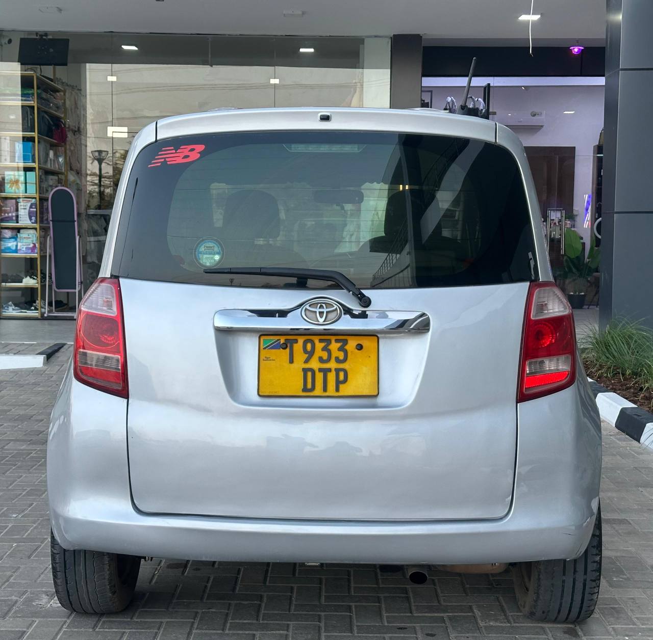 A picture of TOYOTA RACTIS PRICE BEI 11.3M YEAR 2008 ENGINE CAPACITY 1290