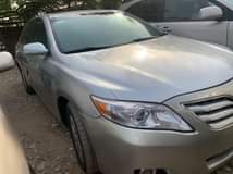 A picture of 010 Toyota Camry XLE