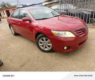 A picture of Toyota Camry 2011 spider 
