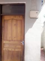 A picture of 0765291521 0679291521 MASTER NZURI CHANIKA BUYUNI KARIBU NA STAND MIEZI