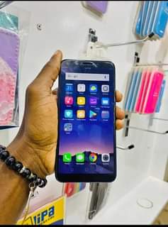 A picture of Oppo A83