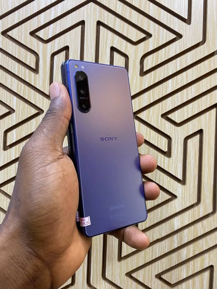 A picture of SONY XPERIA 5 IV