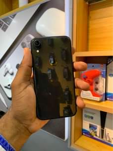 A picture of IPHONE XR 64Gb 
