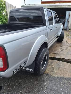 nissan frontier