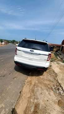 A picture of 2013 FORD EXPLORER XLT