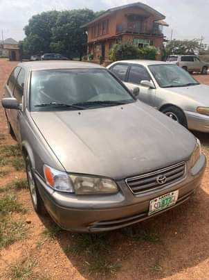 A picture of 2000 Toyota Camry Envelope
