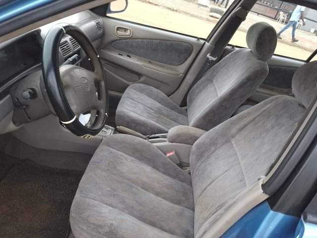 A picture of 2000 Toyota Corolla LE Nigerian used