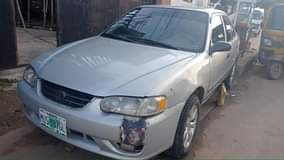 A picture of 2000 Toyota Corolla