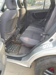 A picture of Toyota RAV4 2004 Model Buy and drive 2 5 buyer