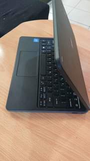 A picture of Acer travelmate B117