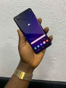 A picture of Samsung S9 Plus