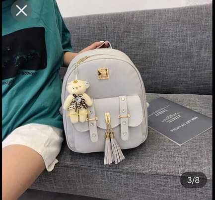 A picture of nnew fashion in 2024Dear lady kalibu ujipatie bags kali kubwa
