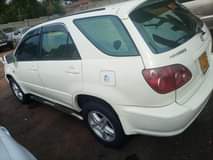 A picture of Toyota harrier