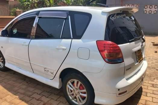 A picture of Toyota spacio