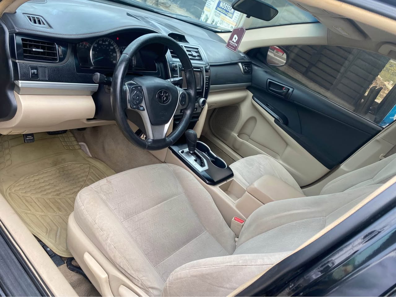 A picture of NEATLY USED 2013 CAMRY IN GOOD CONDITION 08063490227