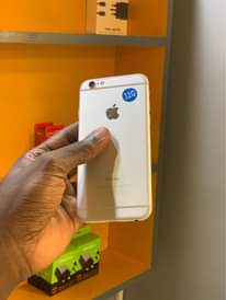 A picture of IPHONE 6G 32GB BEI 160 000 TU