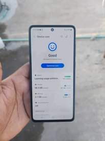 A picture of Samsung galaxy a72 on sale