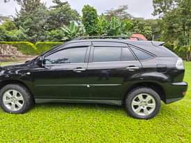 A picture of For Sale Contacts 0765330213