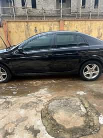 A picture of Acura TL 2004
