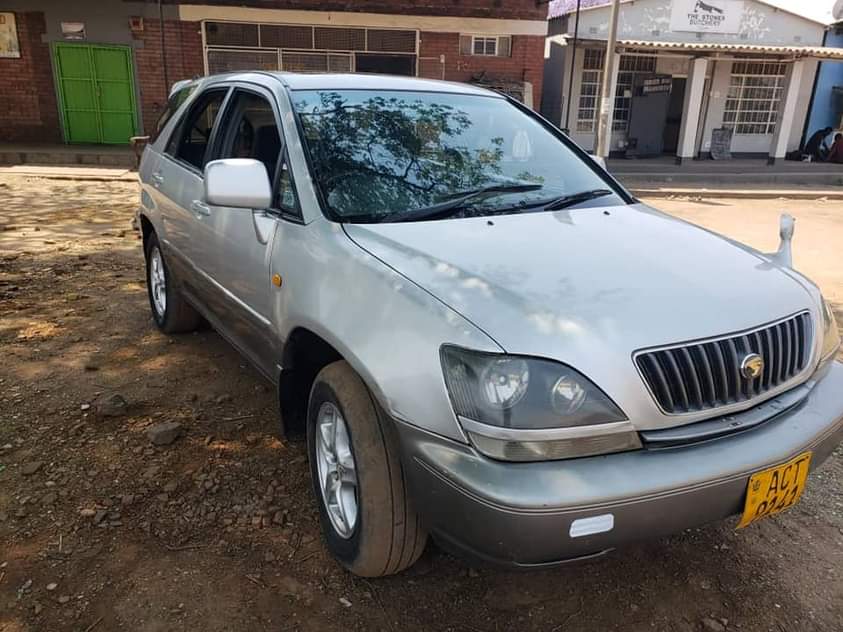 used toyota harrier