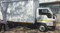 A picture of Toyota Dyna Price 17 5ml Full Document Haina changamoto Gari