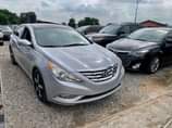 A picture of Hyundai Sonata 2012