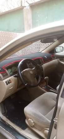 A picture of 2004 corolla The engine is weak The Gear is good