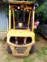 A picture of Fork lift for sale