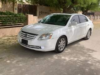 A picture of Distress sales Toyota Avalon 2008 model keyless First body Belgium