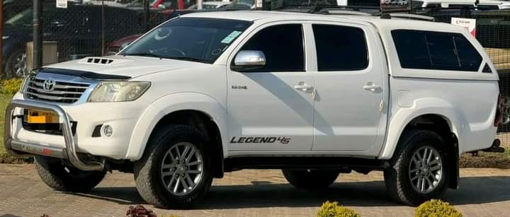 used toyota hilux