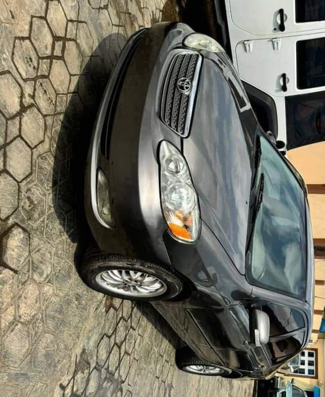 A picture of Neatly used 2007 Toyota Corolla. Nothing to fix.