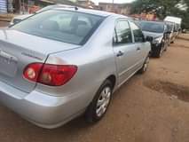A picture of Toyota corolla 2005