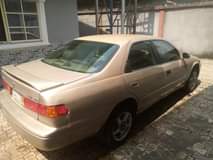 A picture of Camry big light