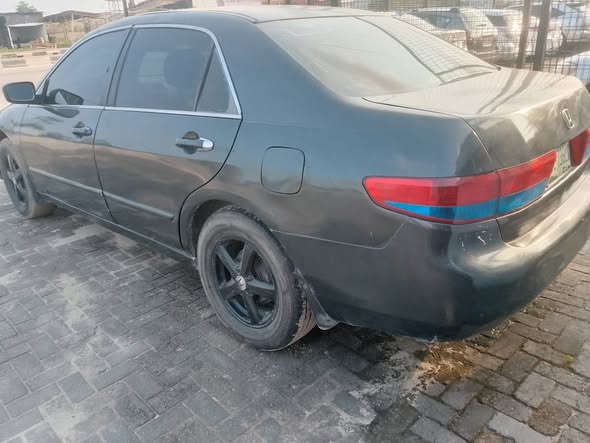 A picture of 2004 Honda Accord