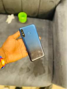 A picture of INFINIX HOT8 CLEAN