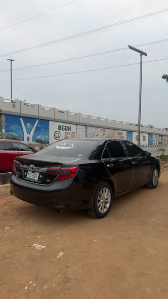 A picture of Toyota Camry 2013 Toks standard