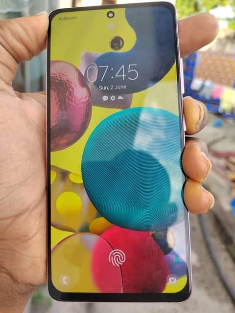 A picture of SAMSUNG A51 5G