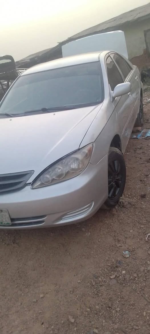 A picture of 2003 Toyota Camry big daddy
