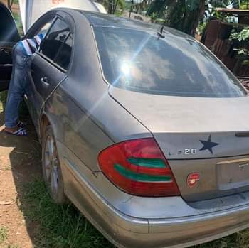 A picture of E CLASS E 300