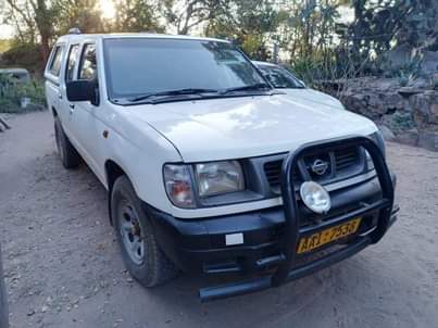 used nissan hardbody