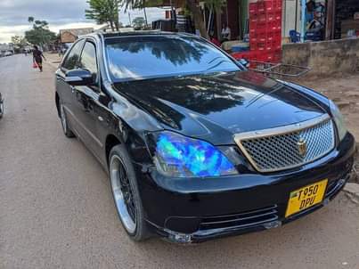 A picture of Chief una Ractis hapo tuvunje na hii Cash nataka 7ml