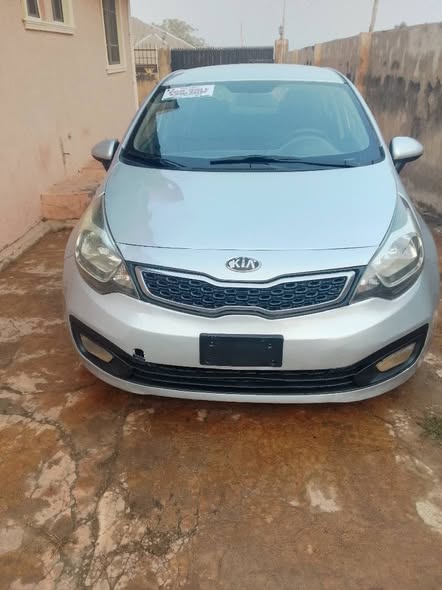 A picture of Unregistered Kia Rio 2012