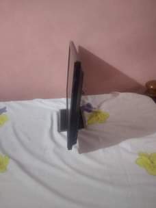 A picture of tv techinika