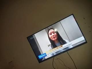 A picture of A 32 frameless TV with inbuilt decoder together with Atenner